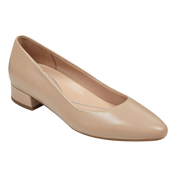 easy spirit Caldise Leather Low Heel Dress Shoes Lite Latte Leather