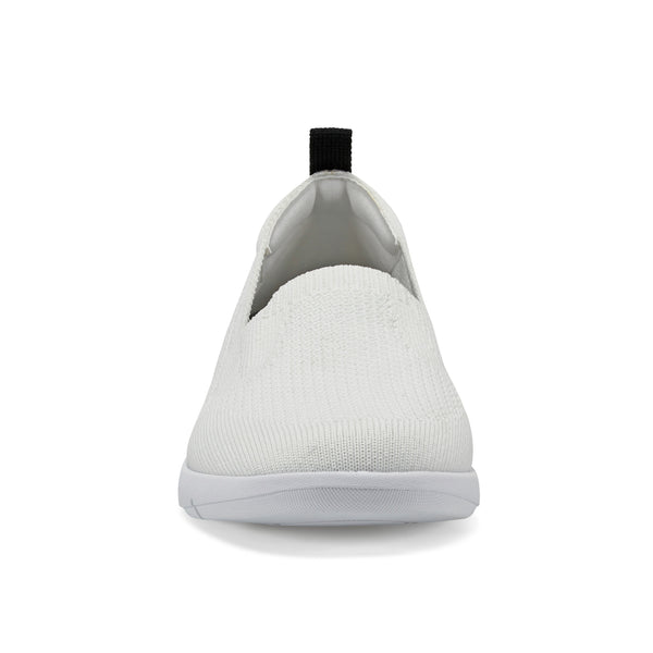 Easy Spirit Razzle Casual Flats White