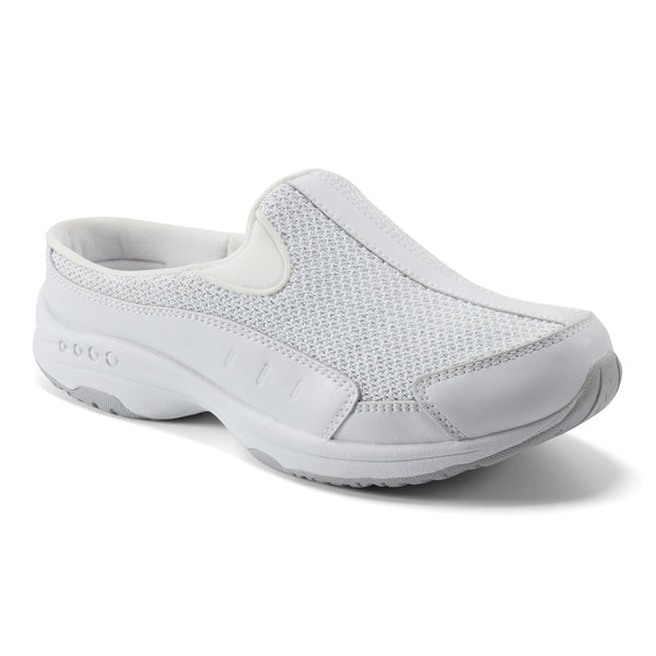 easy spirit Traveltime Clogs White