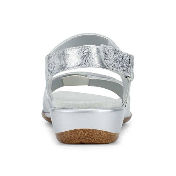Easy Spirit Hartwell Flat Sandals Metallic Silver Print